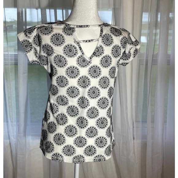 Talbots Size XS Short Sleeve Cotton Top White & Black - Picture 2 of 5